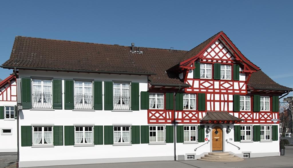 Gasthof Eisenbahn Weinfelden Ngoại thất bức ảnh